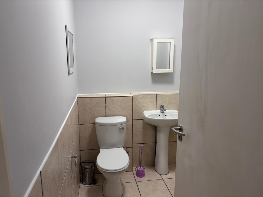 To Let 0 Bedroom Property for Rent in Zonnebloem Western Cape